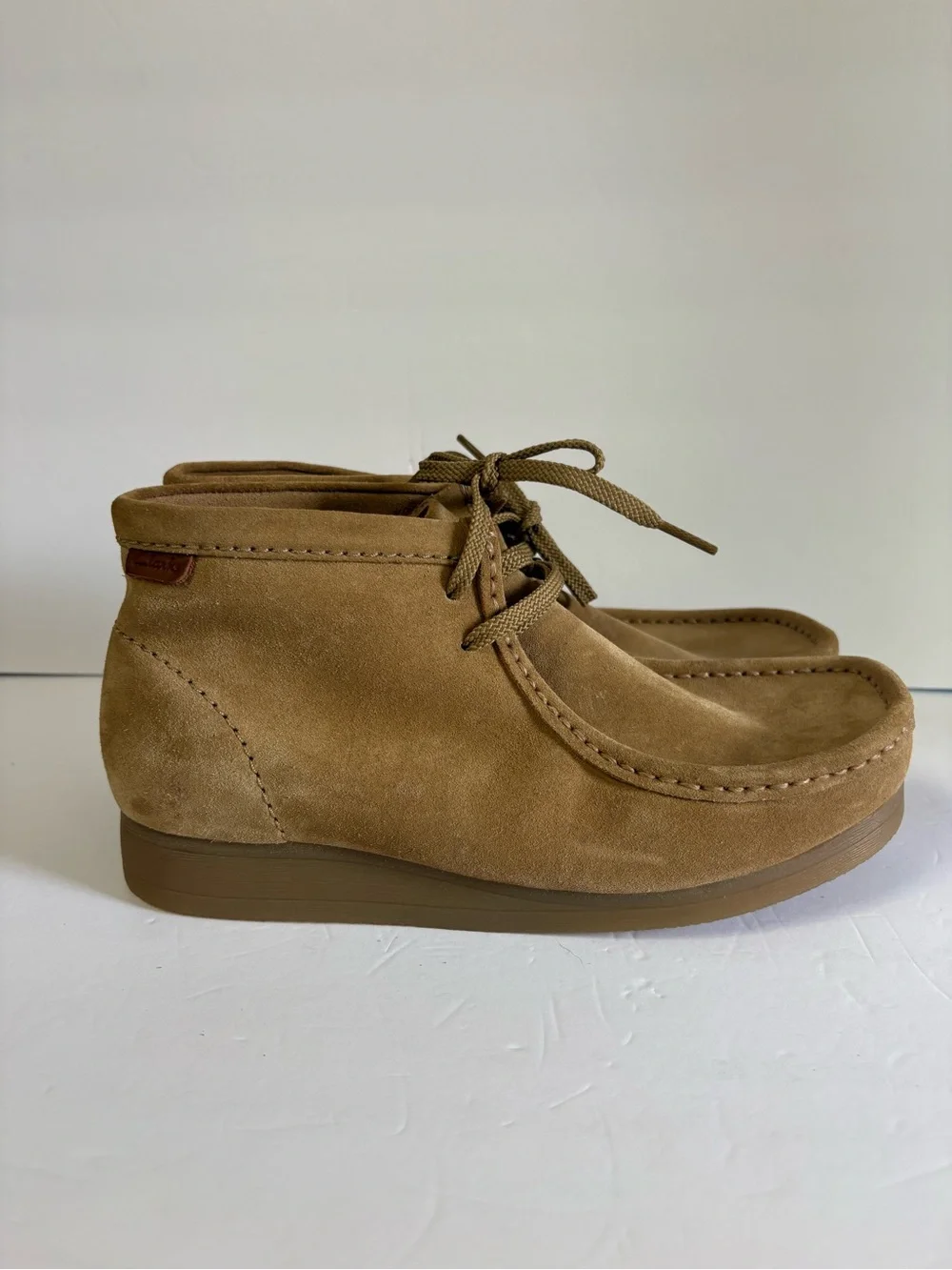NWOT Clarks Men’s Wallaston Chukka Boot Size 9